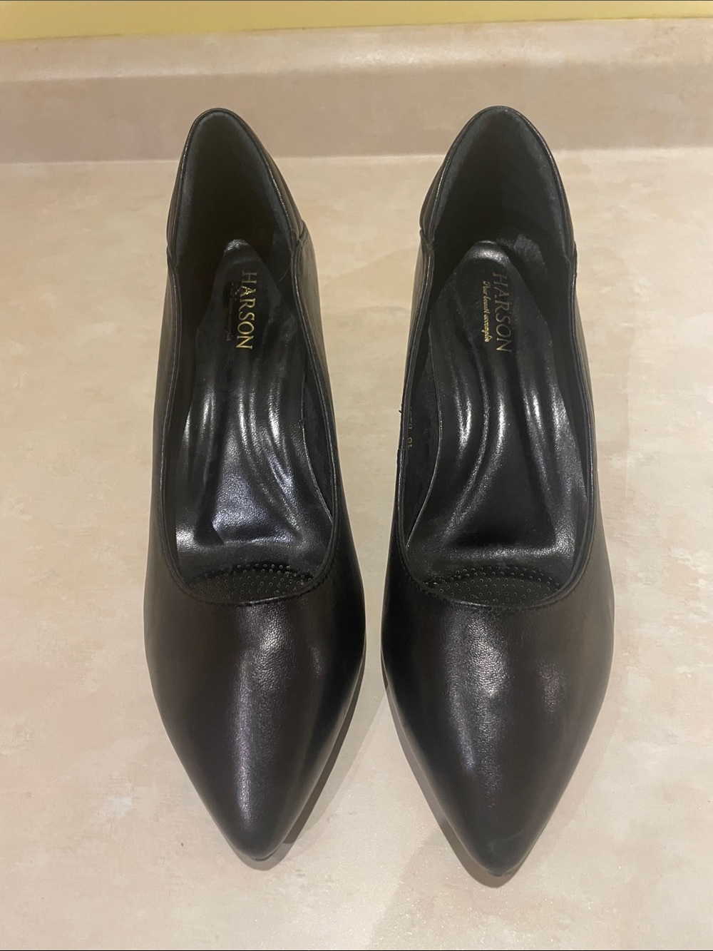 Harson Women's Black Pointed-Toe Pumps Size 6.5